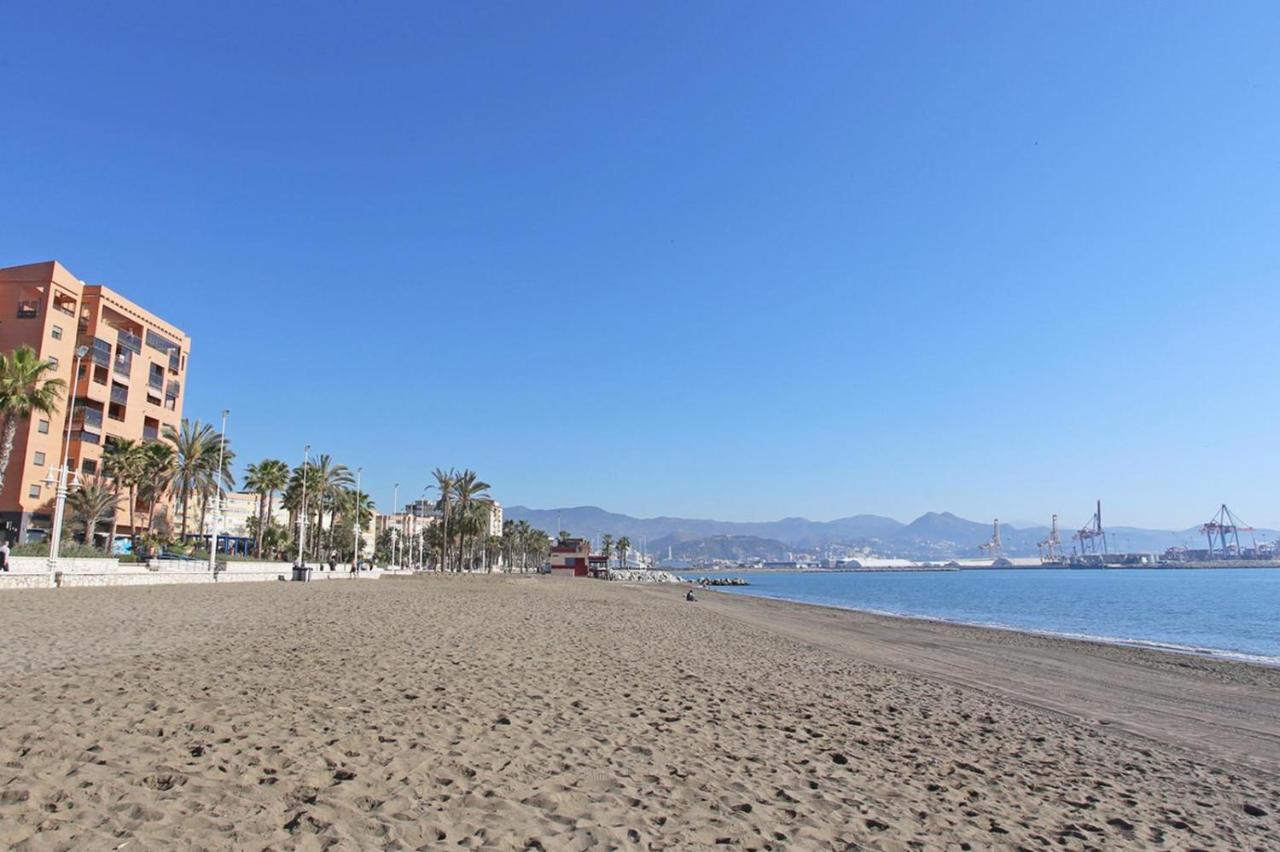 Casa Fenicia - Cosy Apartment With Free Private Parking Malaga Bagian luar foto